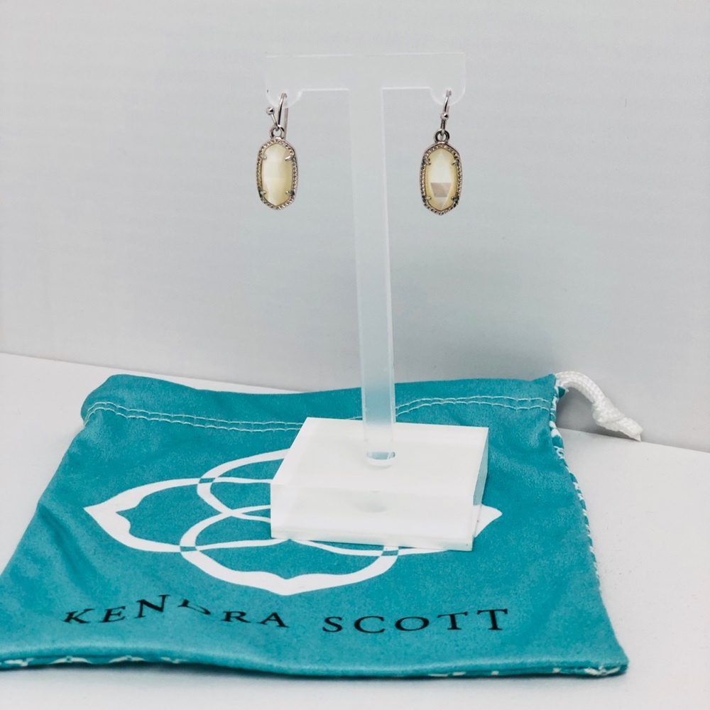 Kendra Scott Ivory Pearl drop earrings